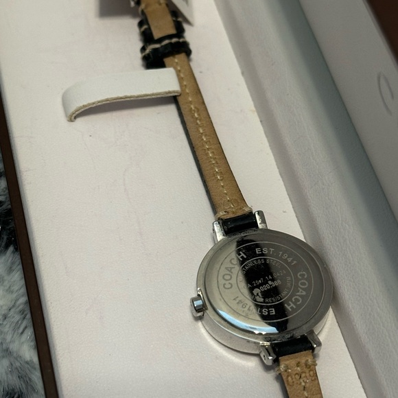 Coach Legacy Signature Western Silver Face Black Leather BandβοΈπ - Picture 7 of 9